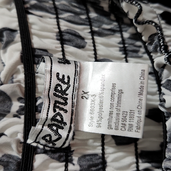 Summer dress - Picture 3 of 4